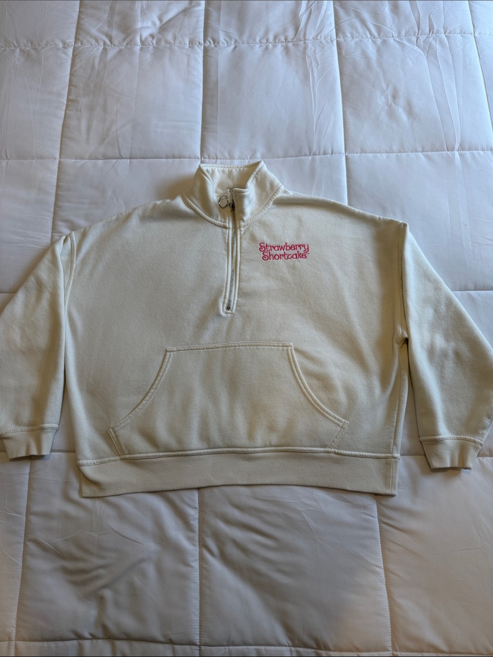 Strawberry Shortcake Cream Half-Zip Pullover Fleece Sweatshirt Size M